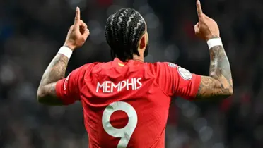Memphis Depay no perdona y ya sentencia el partido con un gran gol