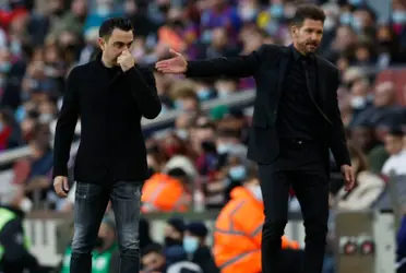 Mientras Xavi le quita a Hermoso a Simeone, figura del Barça que Atleti quiere