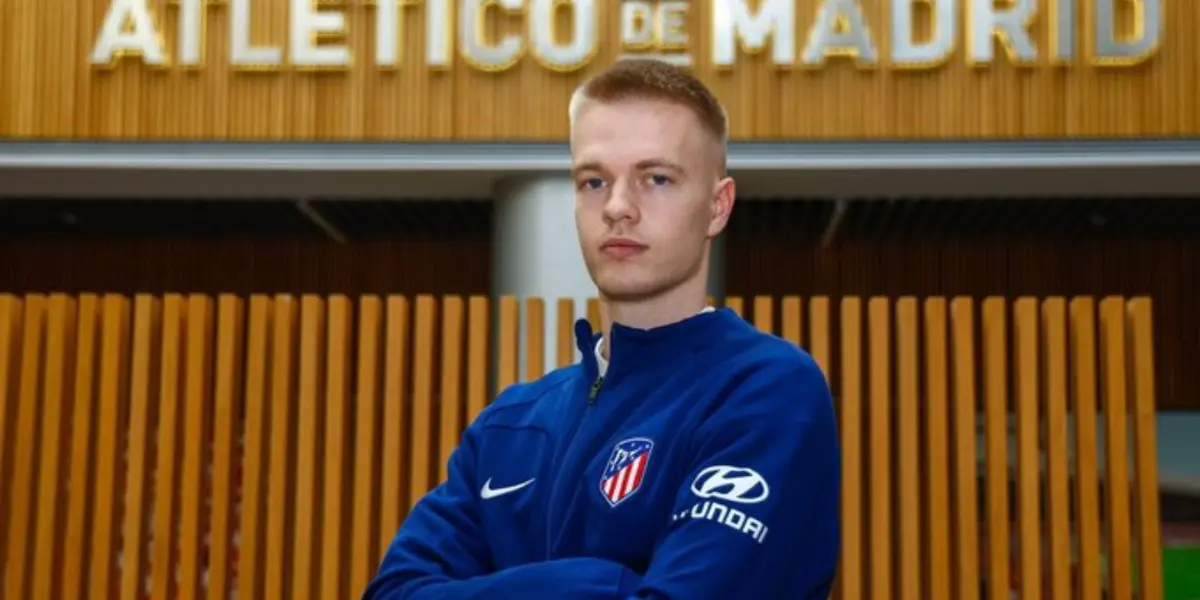 Arthur Vermeeren pide paso en el primer equipo, impecable entrenamiento del belga