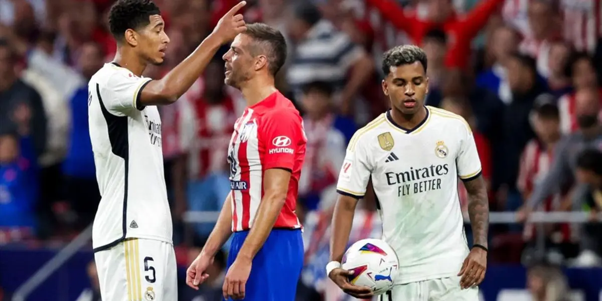 Bellingham y Azpilicueta discuten en el último derbi disputado. Imagen: Eurosport.