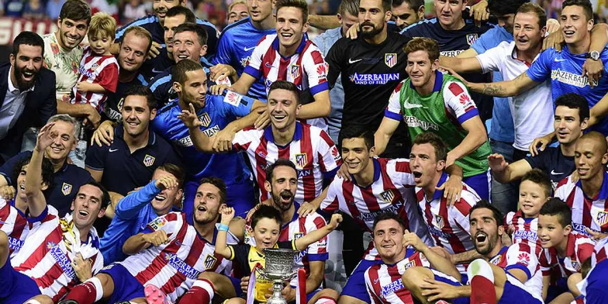 El Atlético de Madrid festeja la última Supercopa de España que consiguió en 2014. Imagen: RTVE.