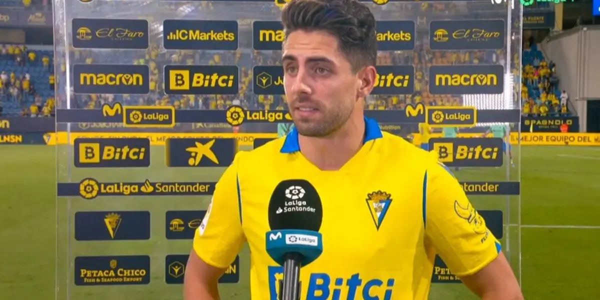 El delantero de Cádiz confesó que la pelota le terminó pegando en la cintura, pero que nunca temió que el VAR se lo anulara
