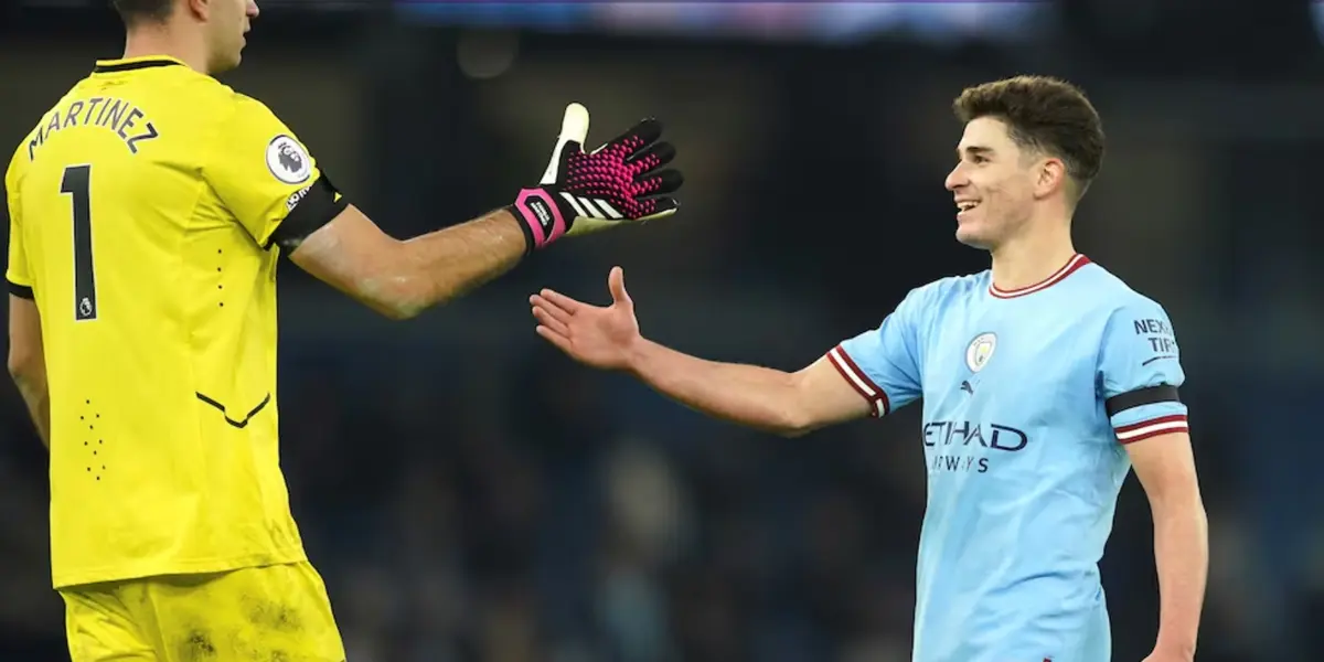 El portero argentino ha comentado en un post a Julián Álvarez después de la panenka en el Bernabéu