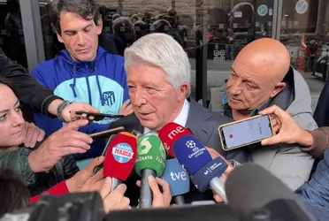 El presidente de Atlético de Madrid se enojó con la prensa en Portugal porque cree que la economía es un tema de la dirigencia