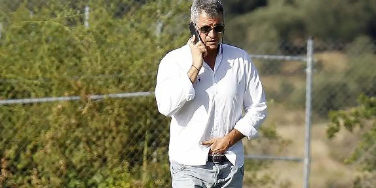 Luego de escribir una carta pública hablando sobre la crisis del equipo, el CEO se hizo presente en la práctica de Atlético de Madrid