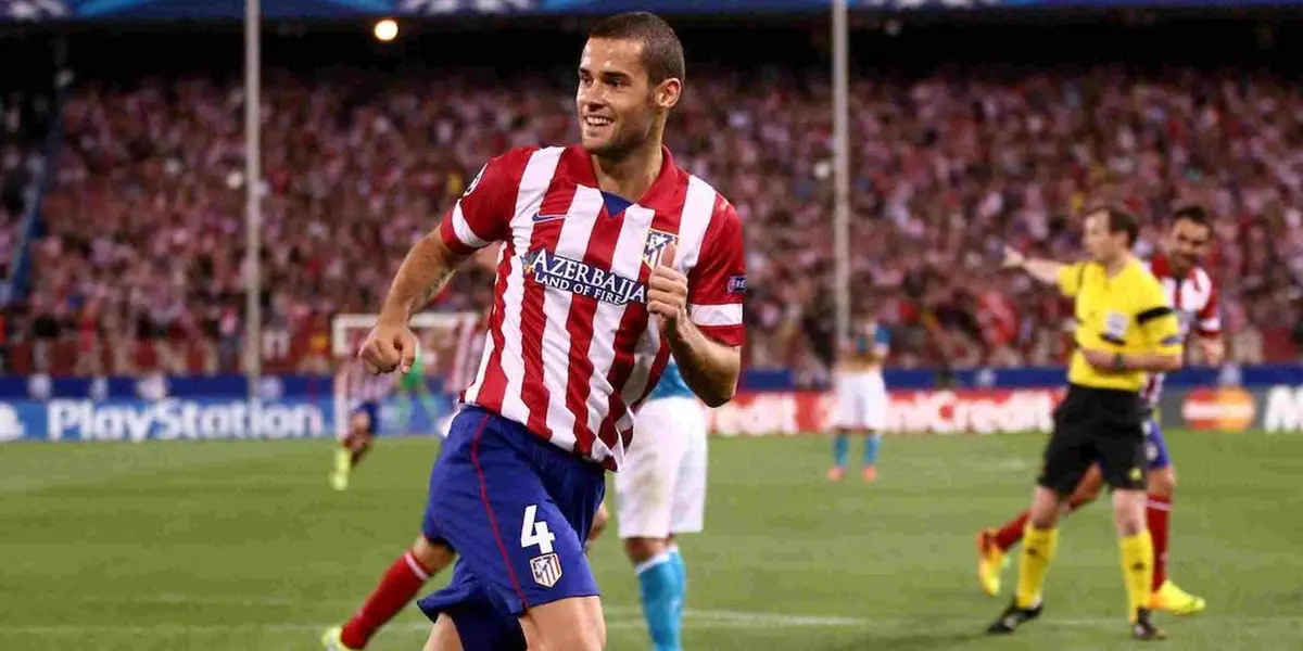 Mario Suárez, en un encuentro vistiendo la camiseta del Atlético de Madrid. Imagen: Libertad Digital.