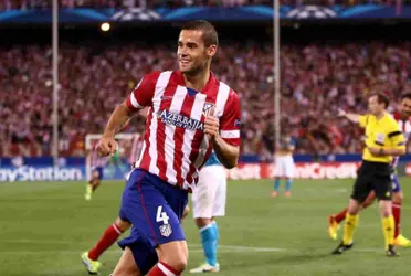 Mario Suárez, en un encuentro vistiendo la camiseta del Atlético de Madrid. Imagen: Libertad Digital.