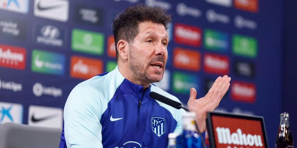 Simeone comparece en la rueda de prensa previa al derbi de la Supercopa. Imagen: Marca.