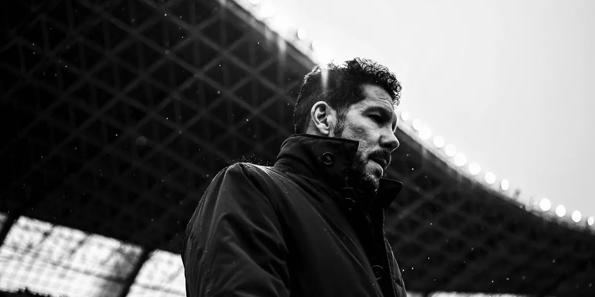 Tras la derrota ante Valencia, la continuidad del entrenador es bastante cuestionada.